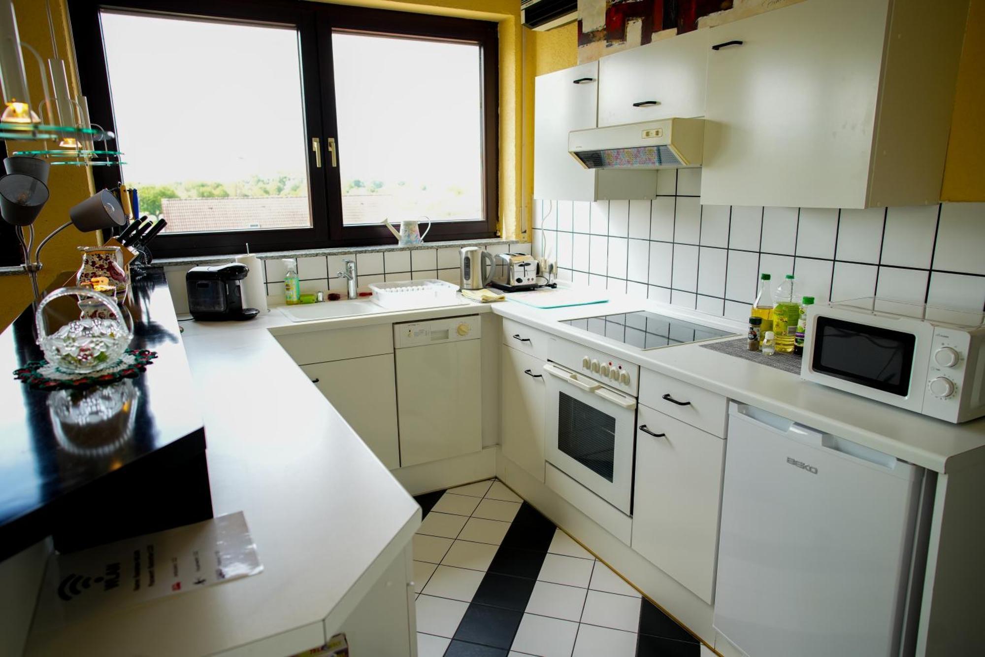 Schoenes Studio In Der Rheinebene, Zentral Gelegen Райнщетен Екстериор снимка