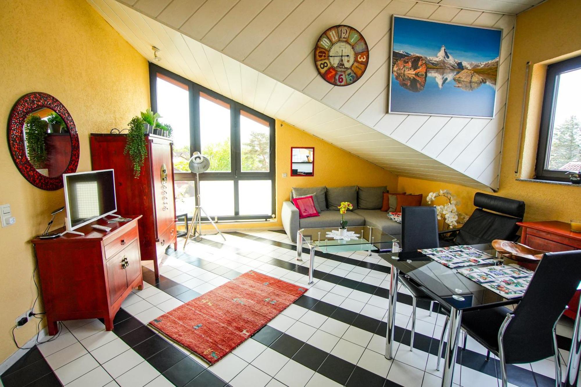 Schoenes Studio In Der Rheinebene, Zentral Gelegen Райнщетен Екстериор снимка